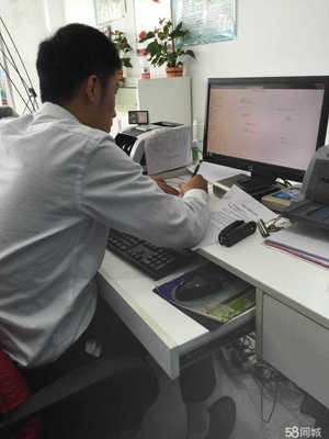 貴州閃護(hù)汽車(chē)信息咨詢服務(wù) 專業(yè)信息咨詢，護(hù)航汽車(chē)生活